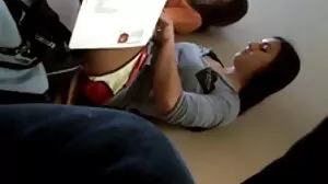 Raid de culotte de cow-girl en porno vieille cochonne POV après l'entraînement