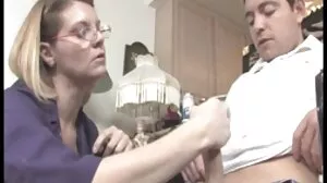 Travailler dur - Jouer dur - vidéo de vieille cochonne Anal dur