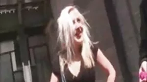 Chienne tres tres vieille cochonne baisée durement par son demi-frère