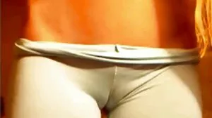Maman latina coquine vieille séduit son beau-fils