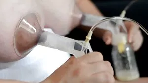 Slim4K: Une douce beauté aime le sexe grosse vieille cochonne spontané avec son petit ami excité sur PornHD