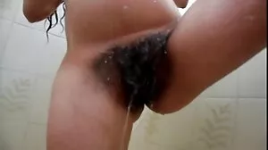Le cul d'Amirah Adarah se fait détruire par une grosse vieille blonde cochonne bite