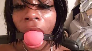 MYLF Festive PussyFucking pendant vieille grosse cochonne la Saint-Patrick!