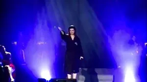 Sophie envoie une vidéo de bonne vieille cochonne frottement de cul au prof! - Enculer