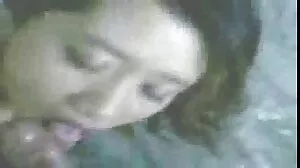 Horny Jessie baise le boytoy de son amie ma vieille voisine est une cochonne