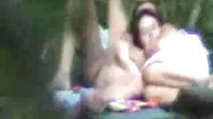 Salope vieille femme cochonne blonde bien roulée se fait pilonner son gros cul