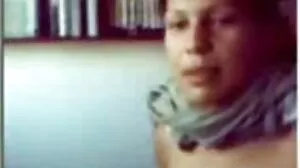 La MILF espagnole Alexa Tomas baisée après une vieilles salopes en rut séance photo